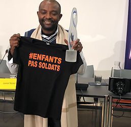 alt="Médias, Paix pour l’Enfance International6"