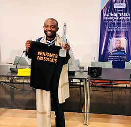 alt="Médias, Paix pour l’Enfance International4"