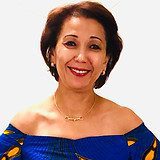 alt="Mounira van Buel, Présidente du comité Paix pour l’Enfance"